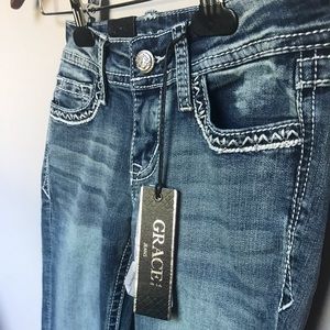 GRACE IN LA GIRLS' DARK WASH EMBROIDERED POCKET BOOTCUT JEANS